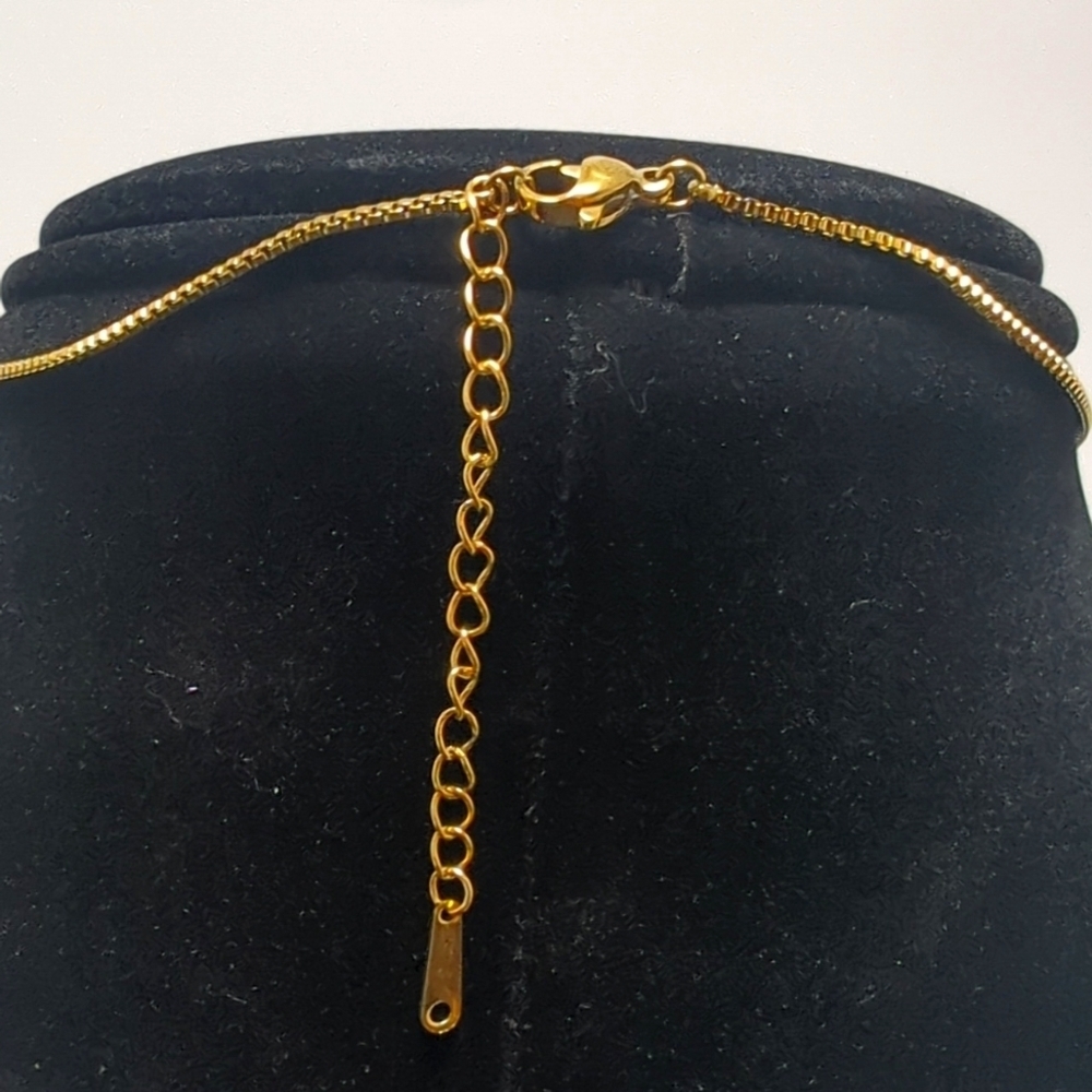Bubble Letter Initial "O" Pendant w/Chain Necklace - Picture 6 of 7